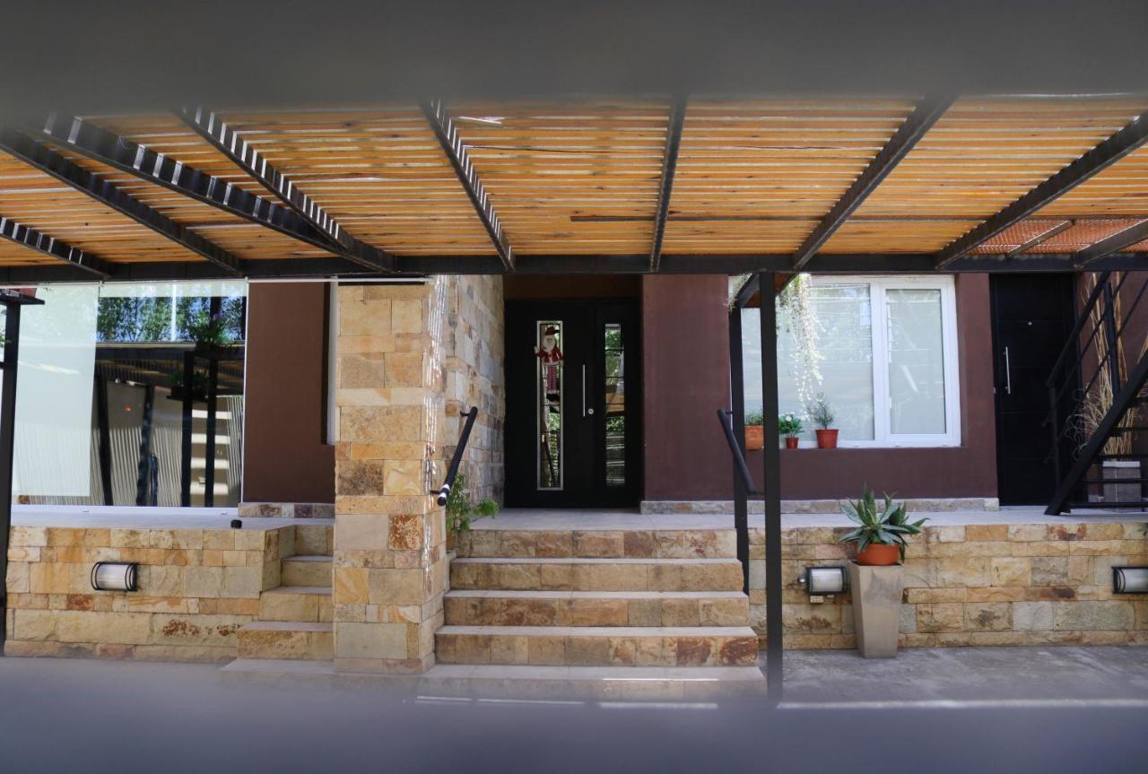 Limay Bed&Breakfast Neuquen Bagian luar foto